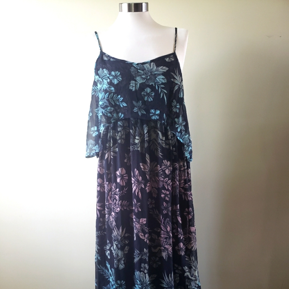Jessica Simpson Maternity Maxi Dress